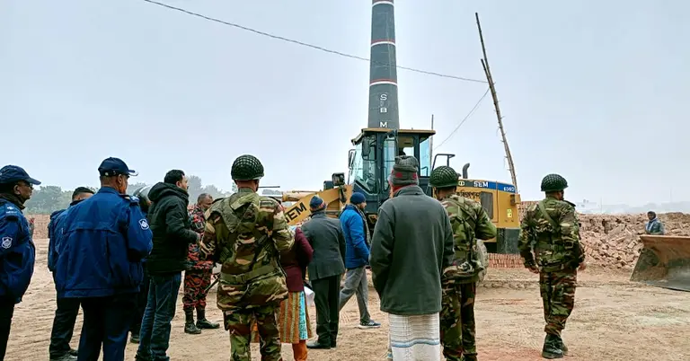 পাবনায় অবৈধ ইটভাটাকে জরিমানা